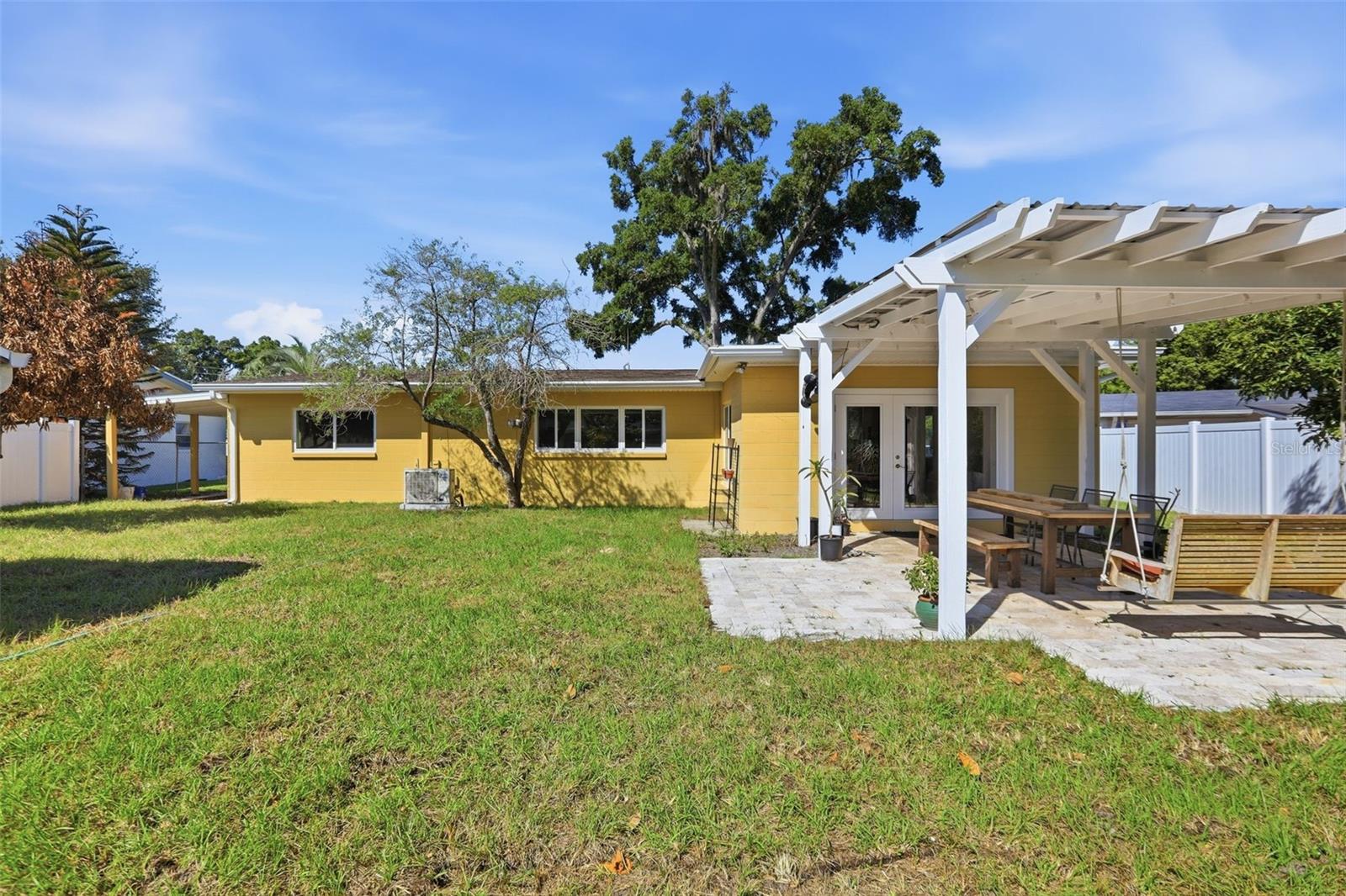 OAKLAND SHORES 1ST ADD - Residential
