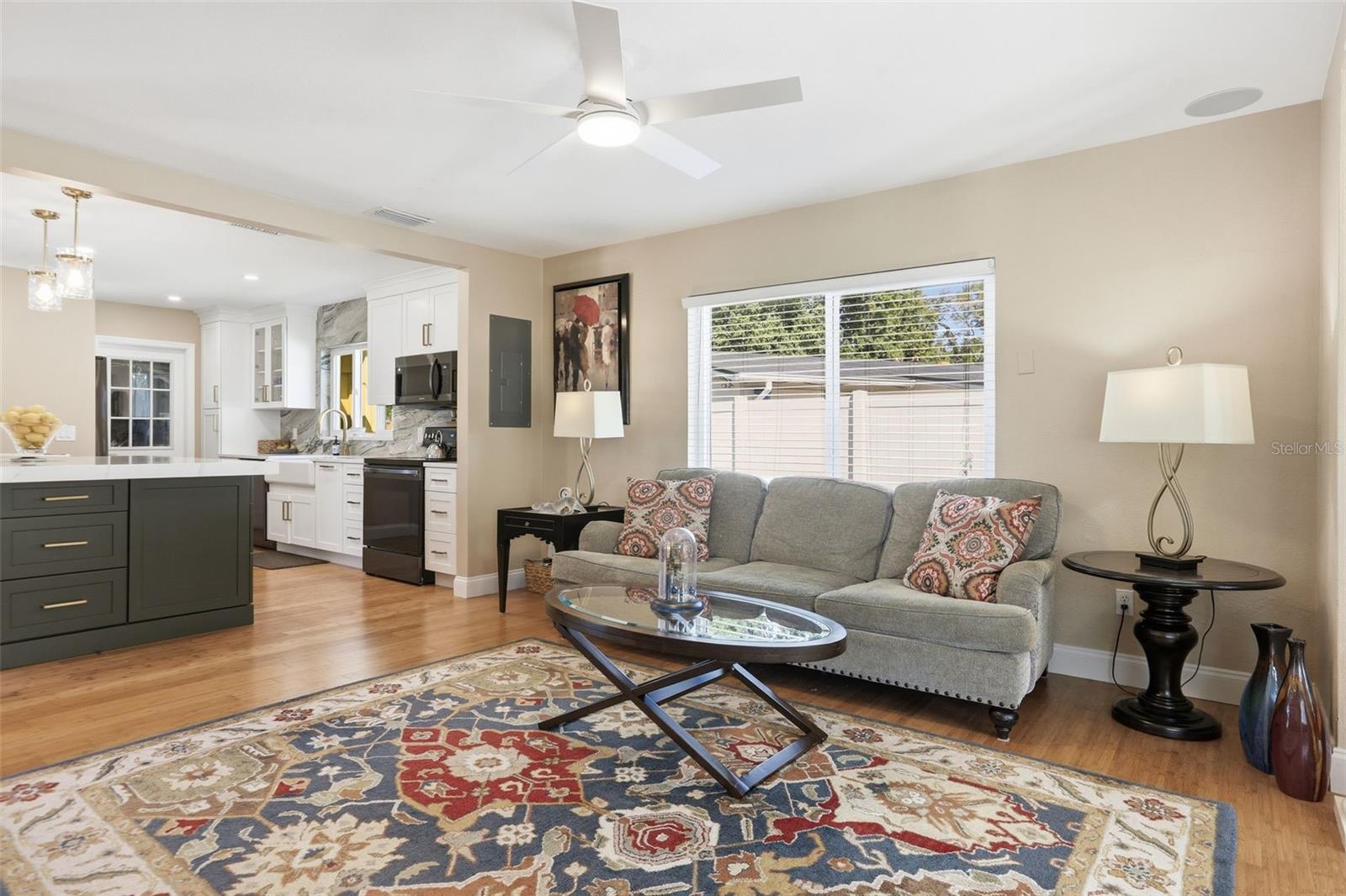 OAKLAND SHORES 1ST ADD - Residential