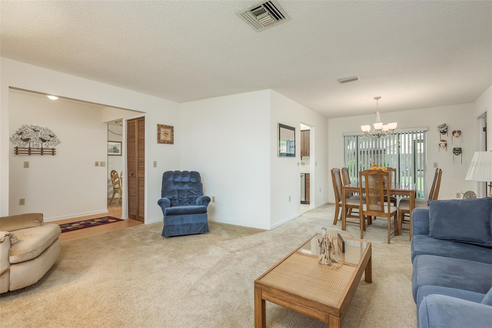 LAUREL OAK WOODS - Residential