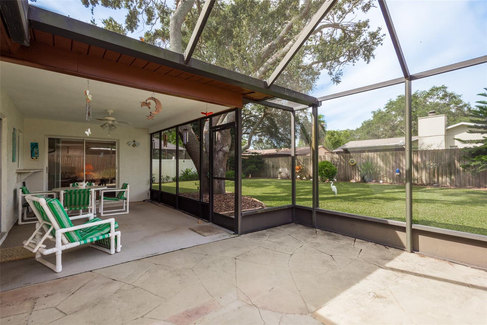 LAUREL OAK WOODS - Residential