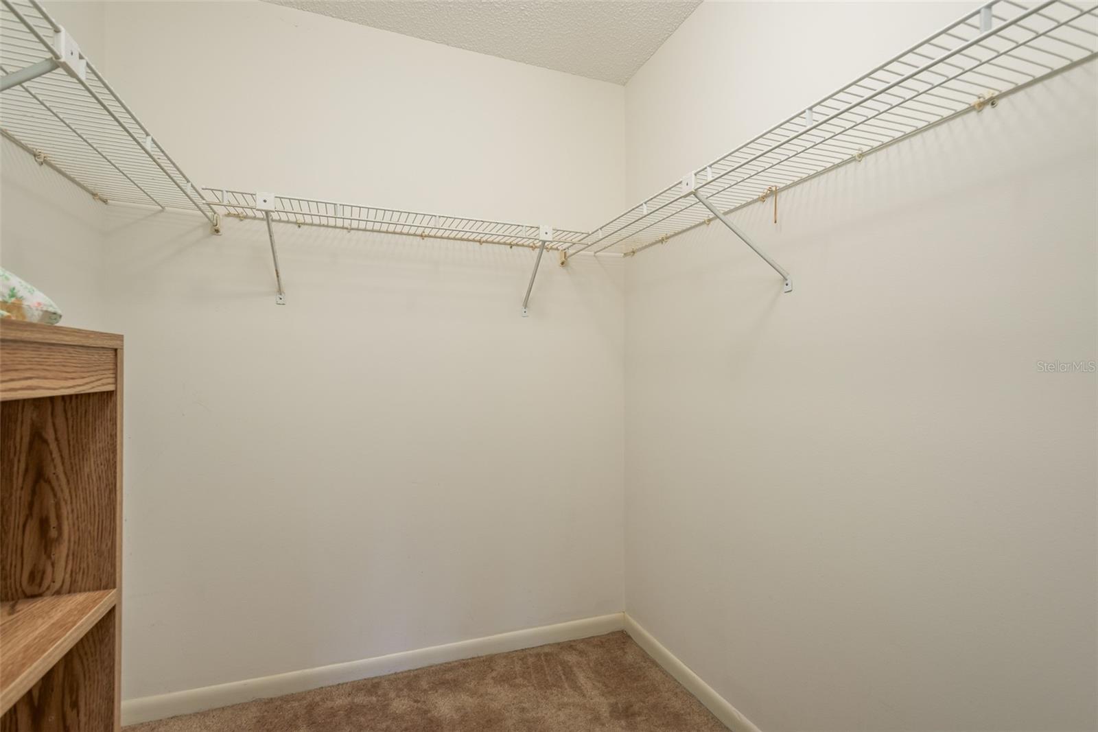 LAUREL OAK WOODS - Residential