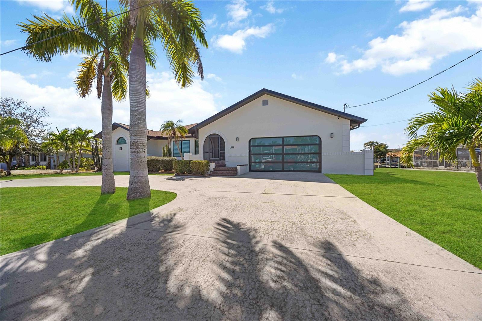 105 SINCLAIR STREET SE