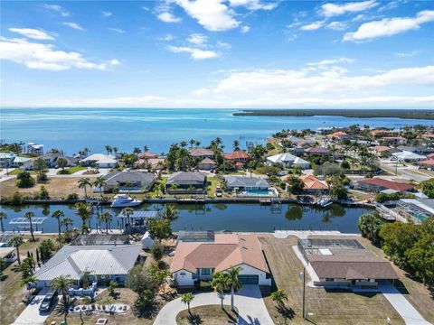 105 SINCLAIR STREET SE PORT CHARLOTTE FL 33952