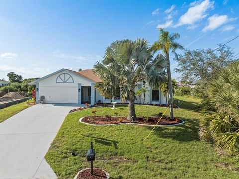 A home in PORT CHARLOTTE