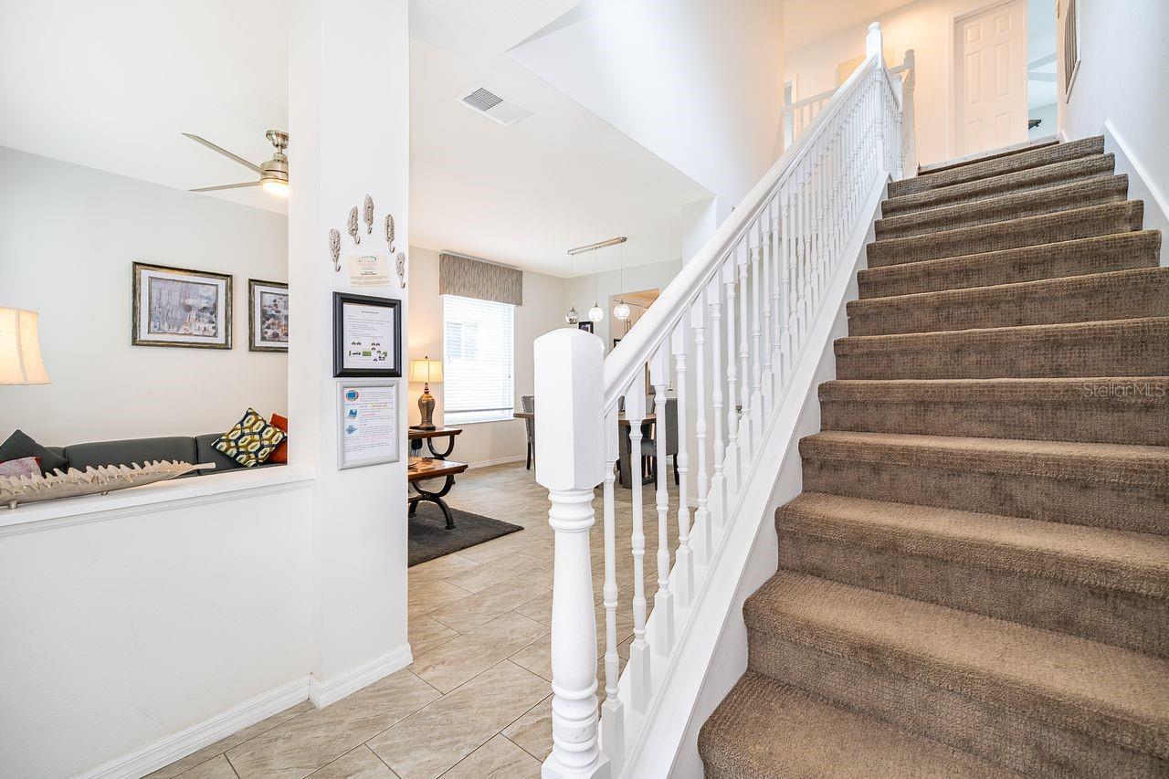 8404 RISING STAR COURT