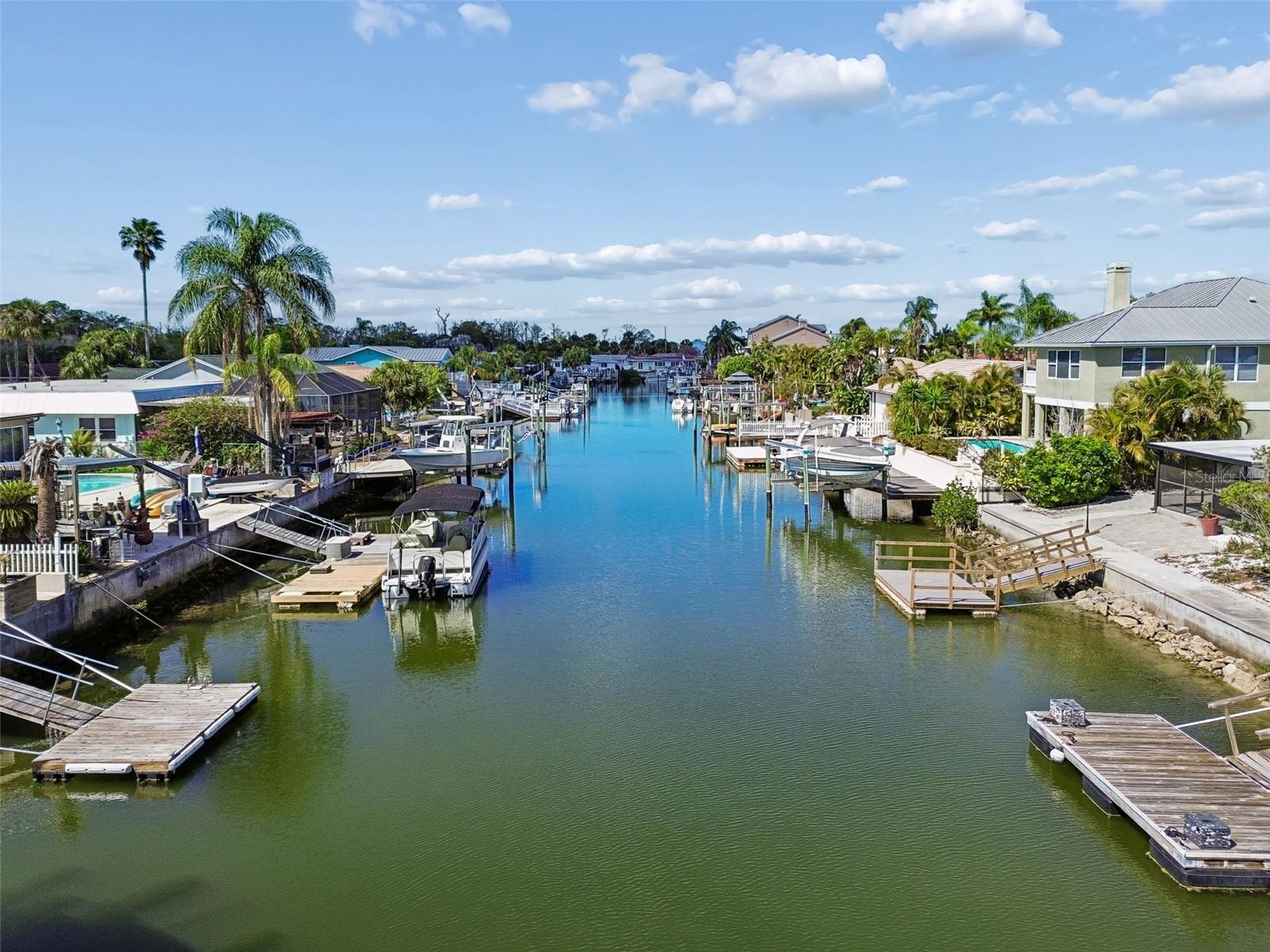 FLOR A MAR - Residential