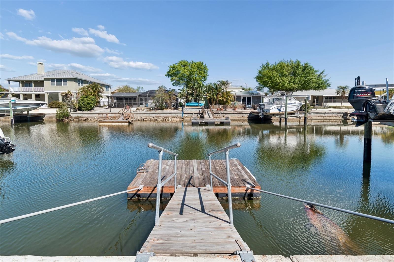 FLOR A MAR - Residential