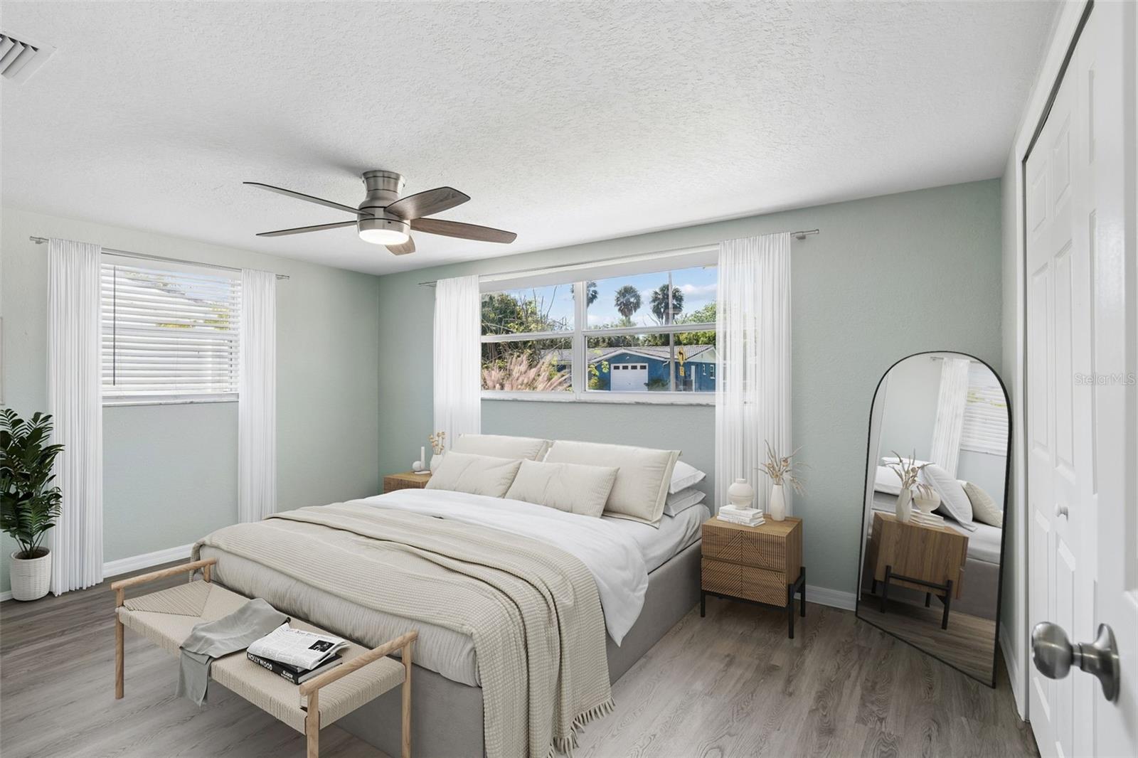 FLOR A MAR - Residential