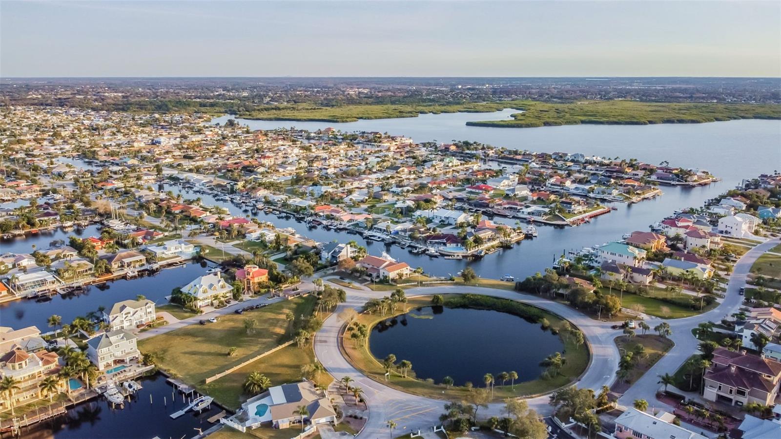 FLOR A MAR - Residential