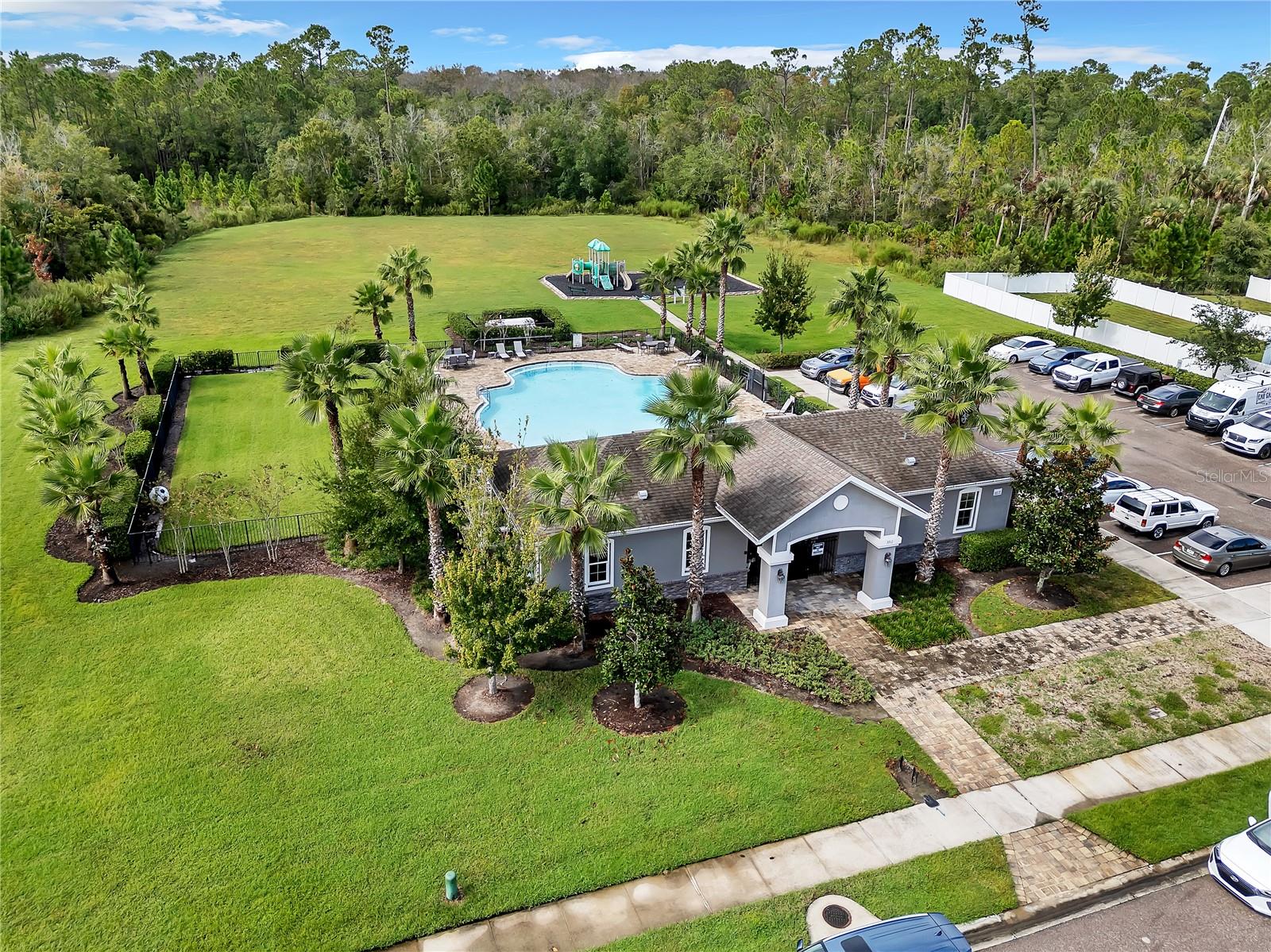 KENSINGTON RESERVE - Residential