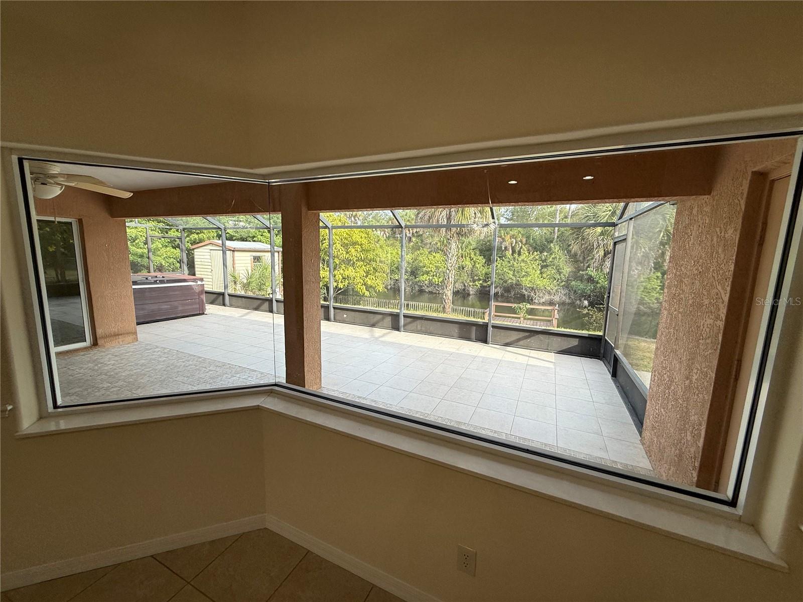 PORT CHARLOTTE SUB 04 - Residential Lease