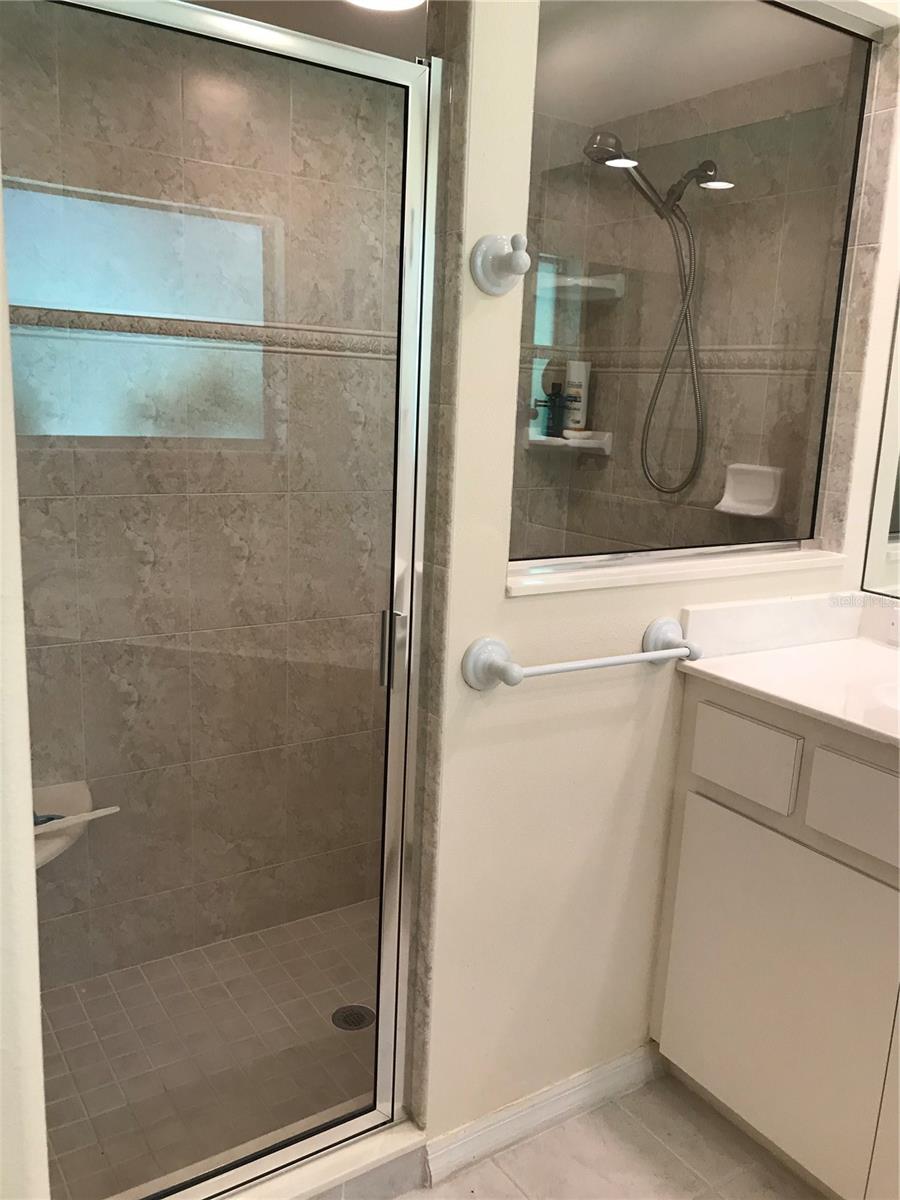 PORT CHARLOTTE SUB 04 - Residential Lease