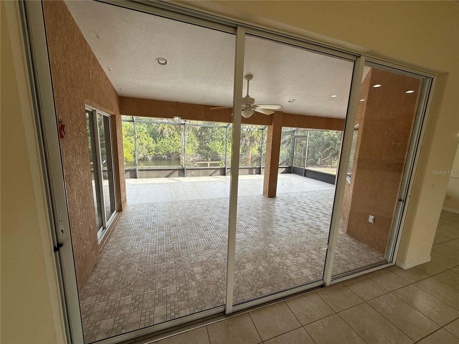 PORT CHARLOTTE SUB 04 - Residential Lease