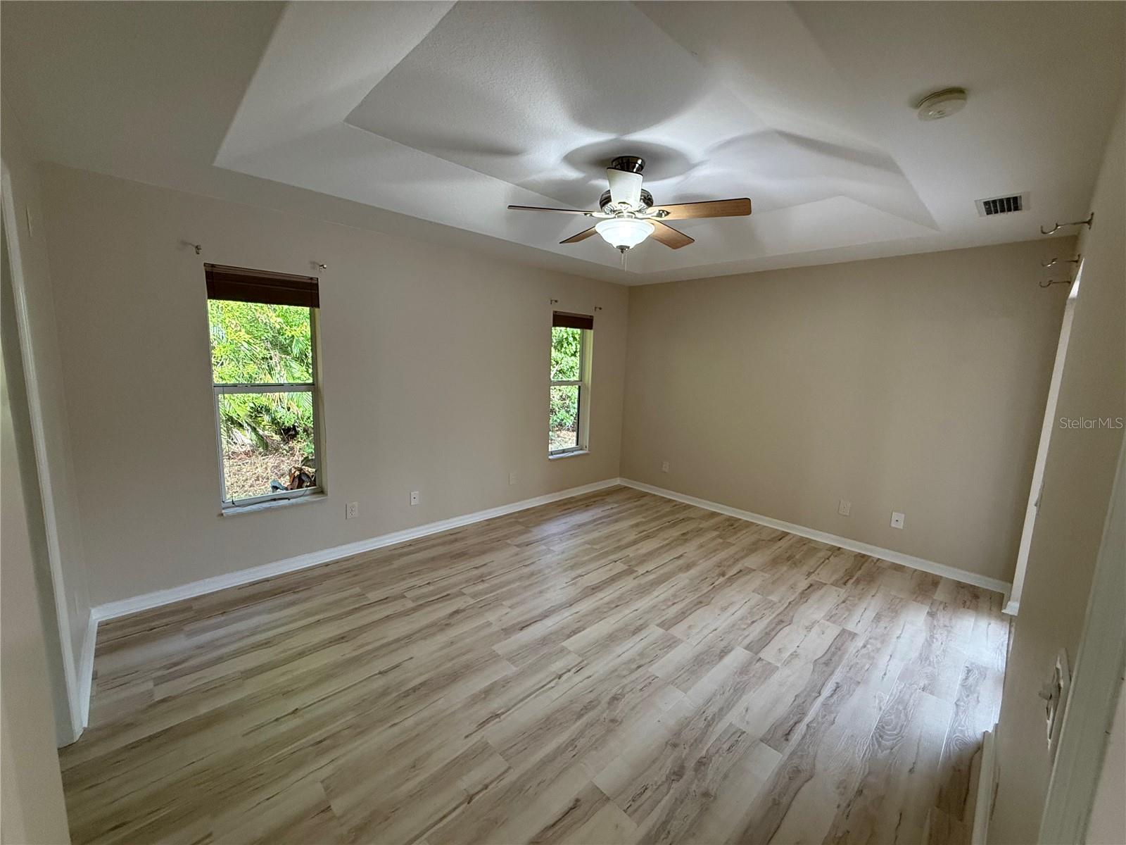 PORT CHARLOTTE SUB 04 - Residential Lease