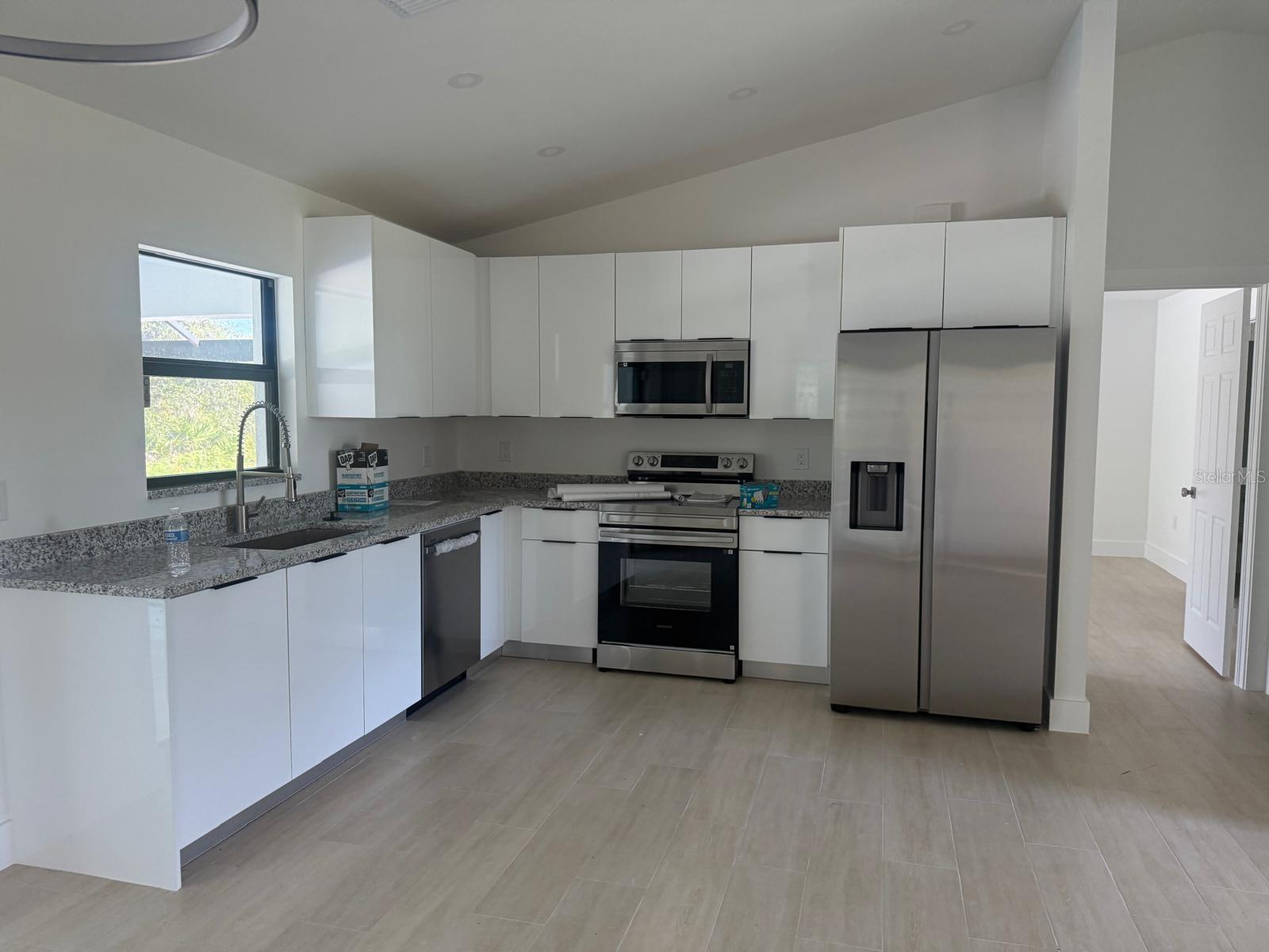 Search Properties for Sale 3 8285 AGATE STREET