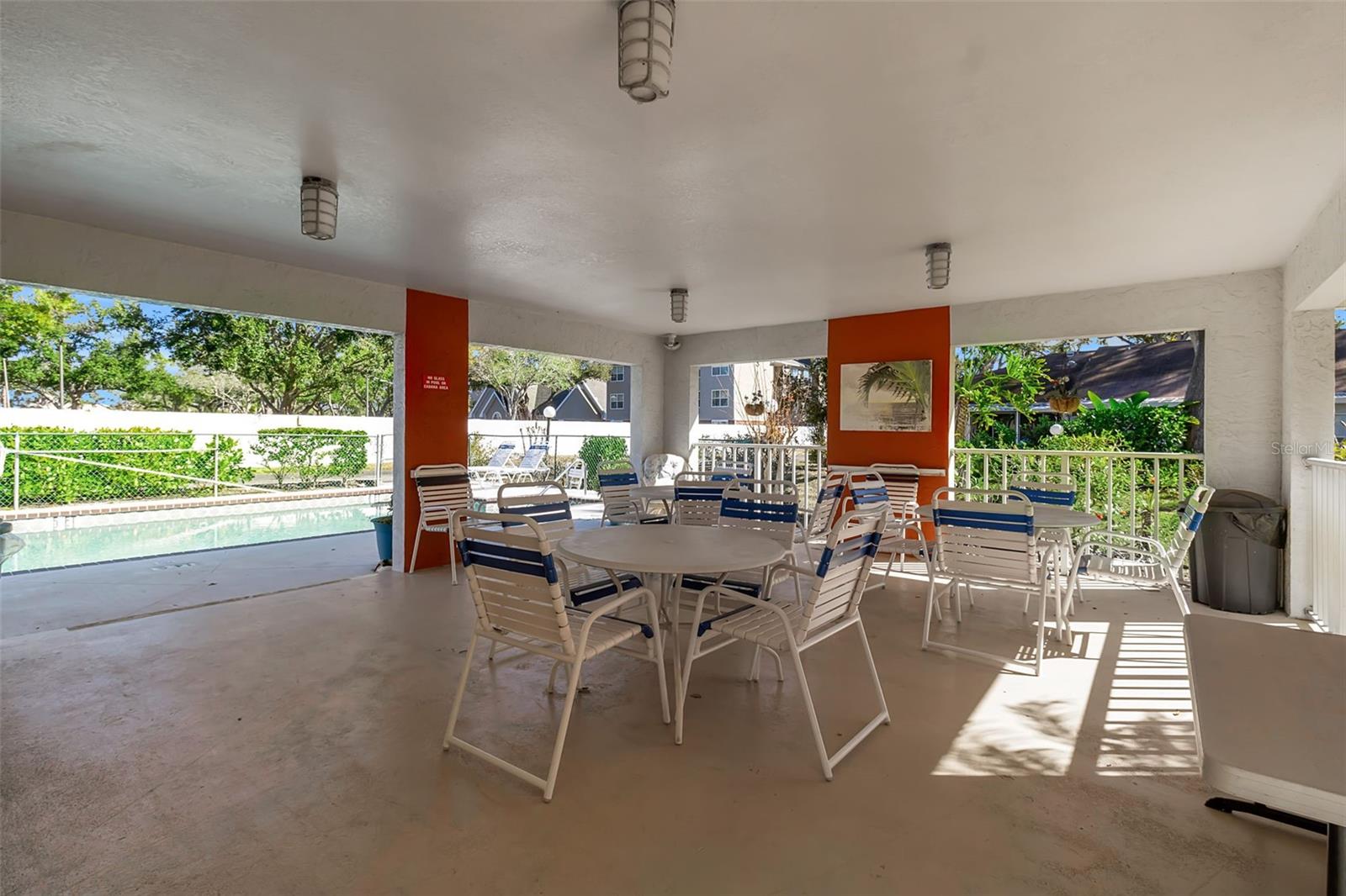 ROYAL PALM VILLAS - Residential