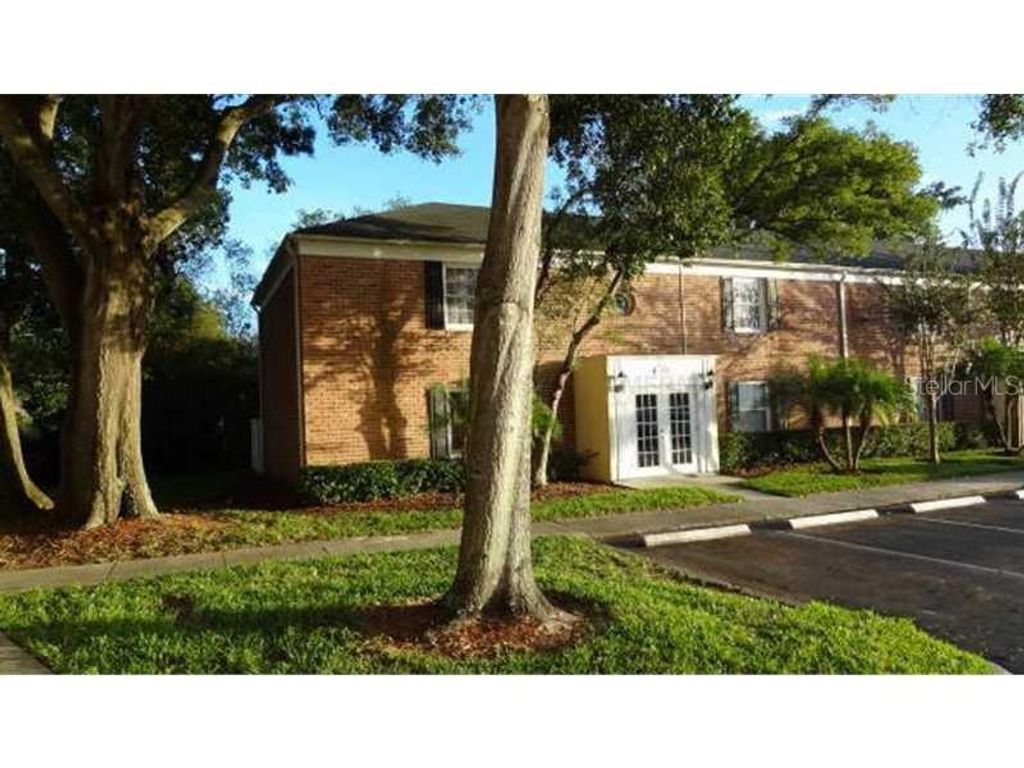 Photo of 13693 Orange Sunset Drive #102, Tampa, FL 33618 (MLS # TB8441780)