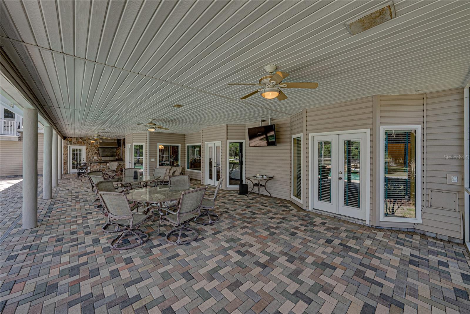BLUFFS 3RD REVISION - Residential