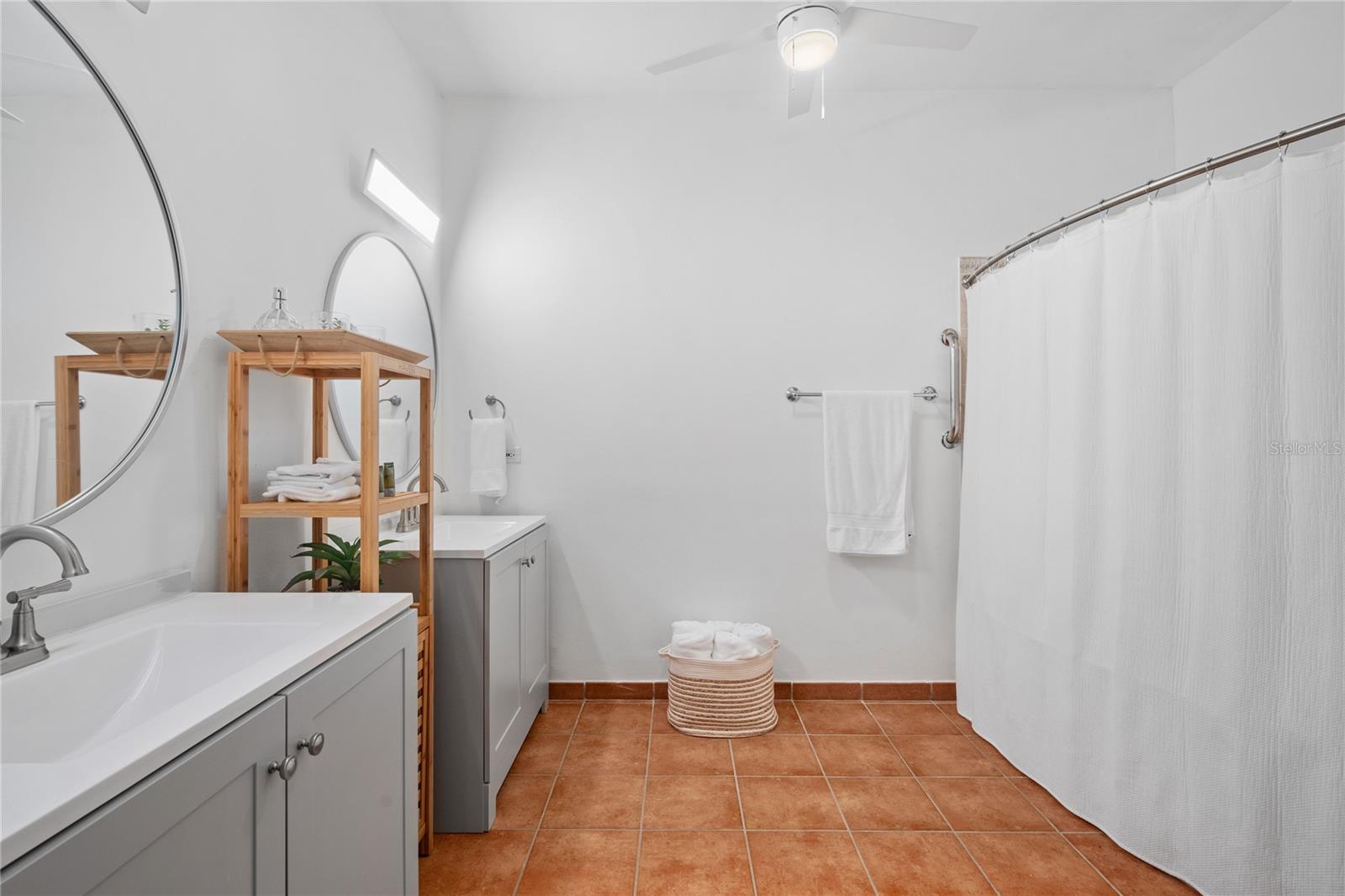 RIO MAR VILLAGE - Residential Lease