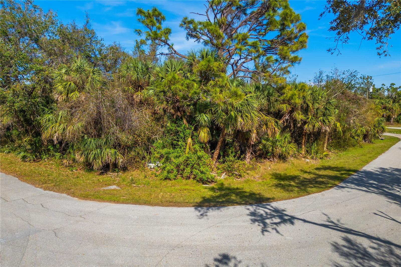 PORT CHARLOTTE SEC 030 - Land