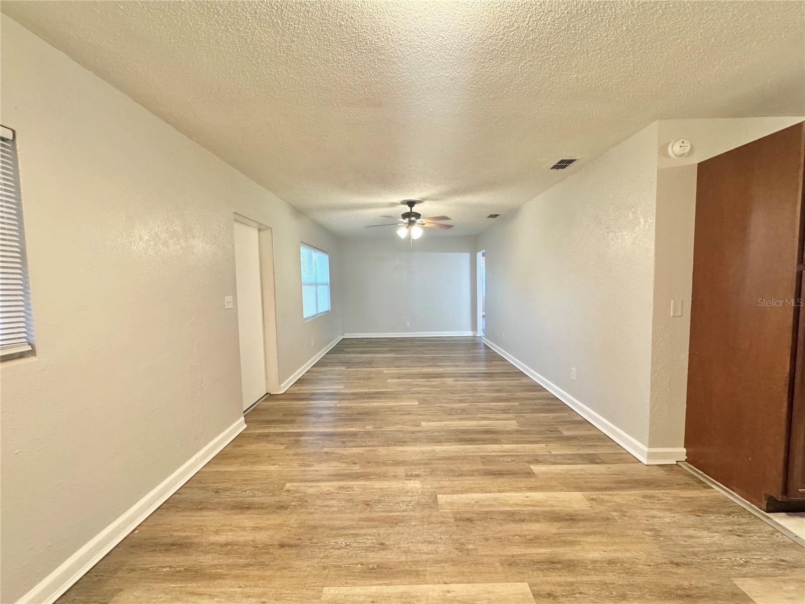 CARLS SUB - Residential Lease