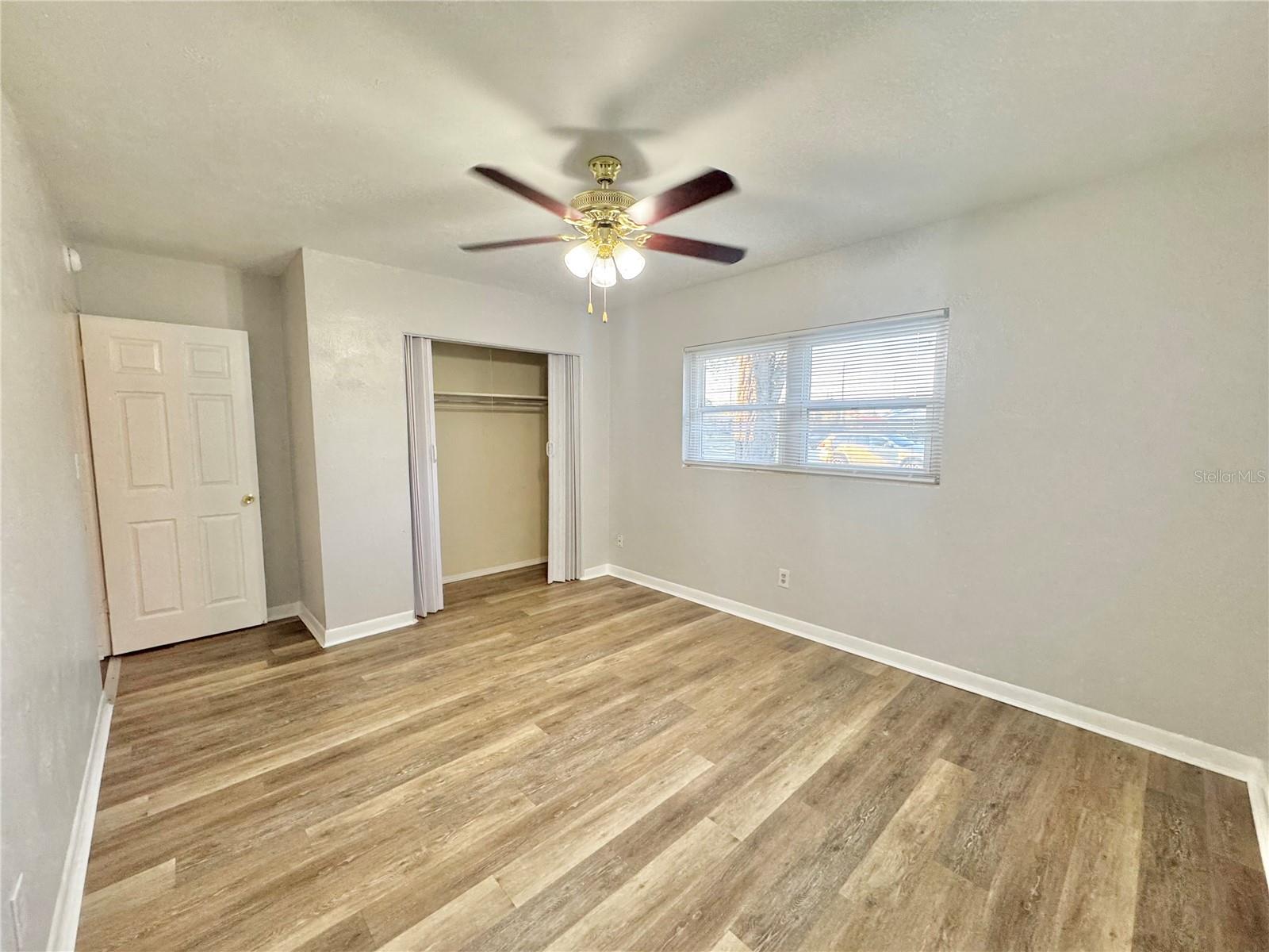 CARLS SUB - Residential Lease