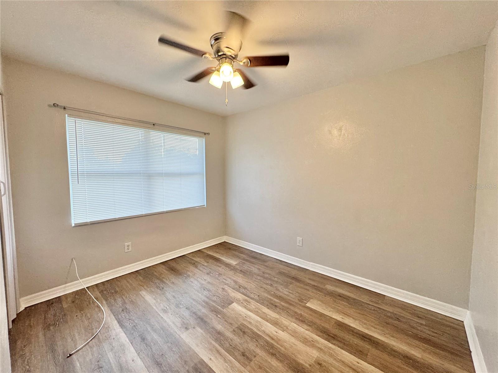 CARLS SUB - Residential Lease