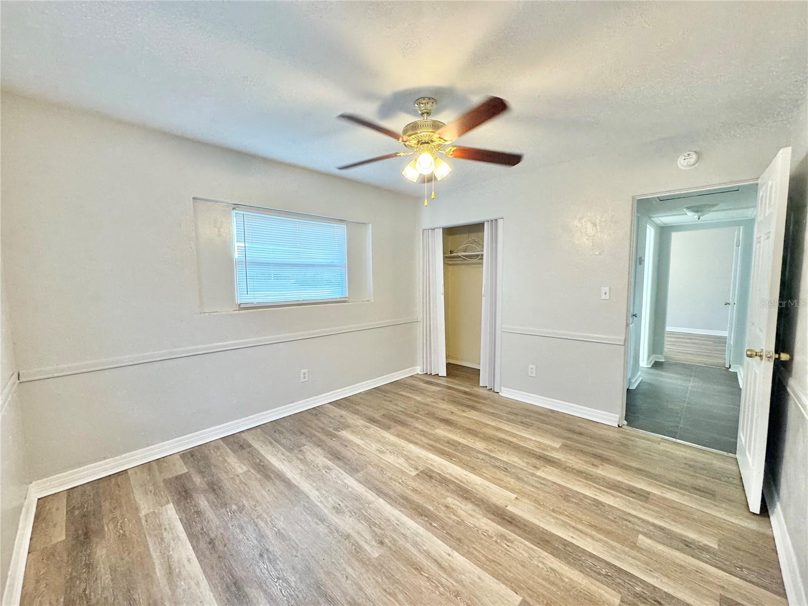 CARLS SUB - Residential Lease