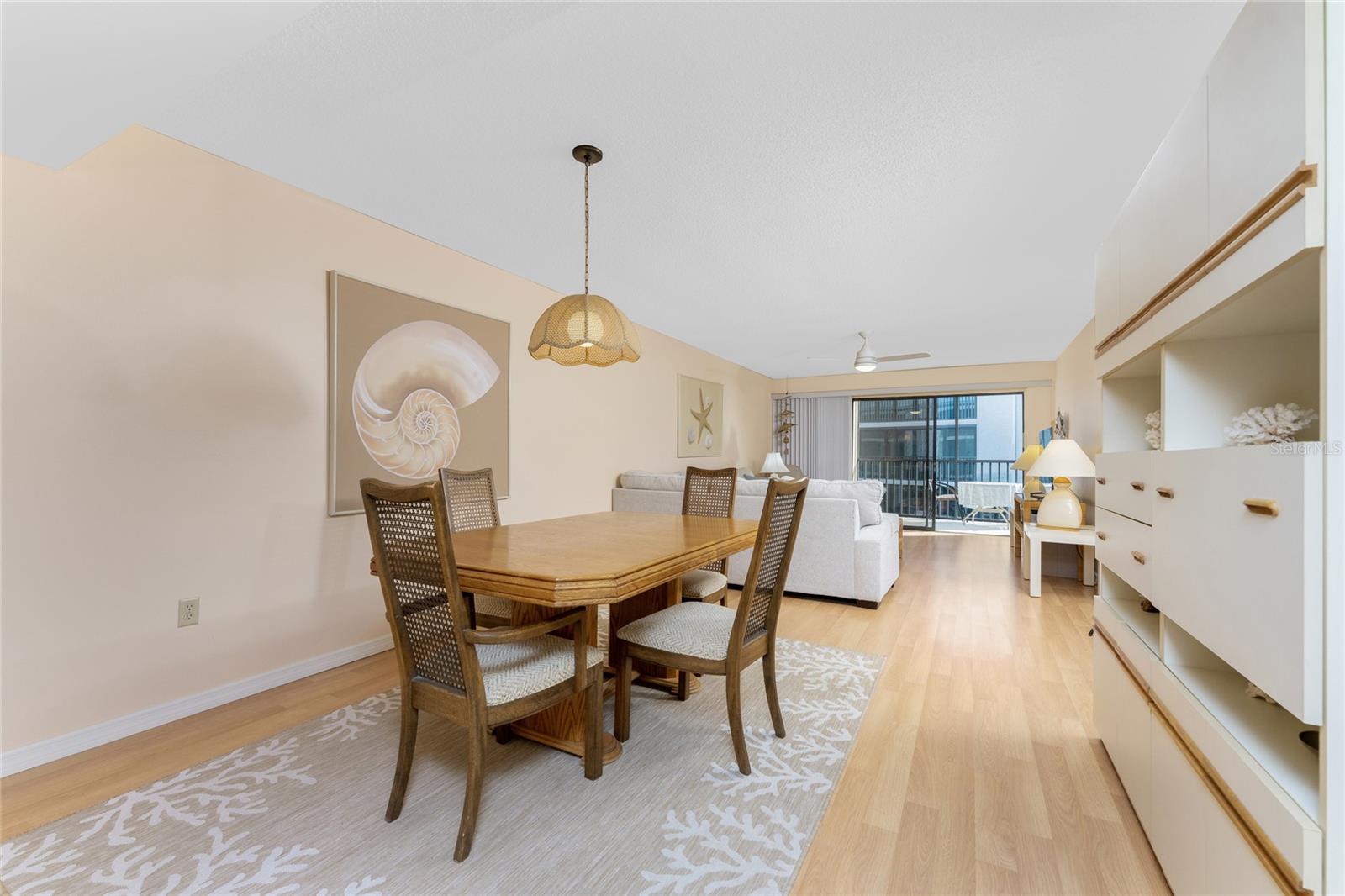 PELICAN LANDING BLDG E - Residential