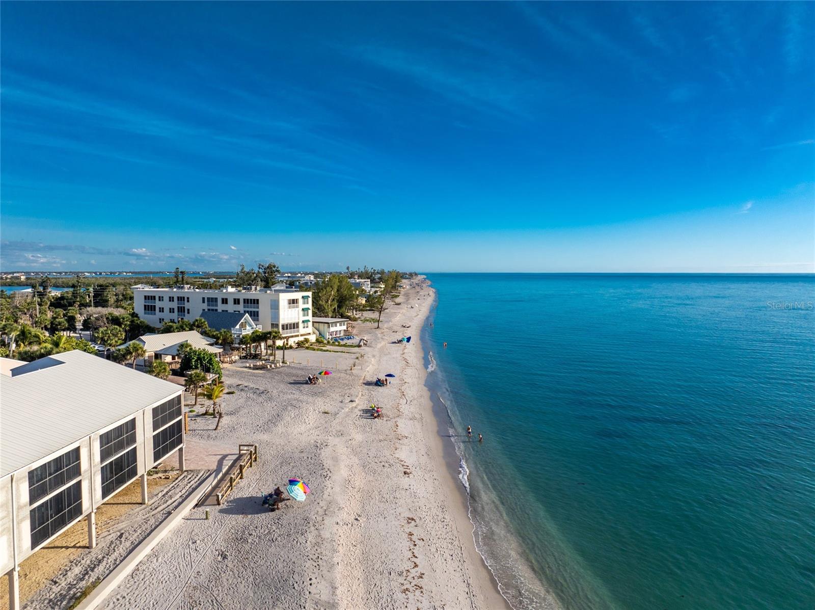 PELICAN LANDING BLDG E - Residential