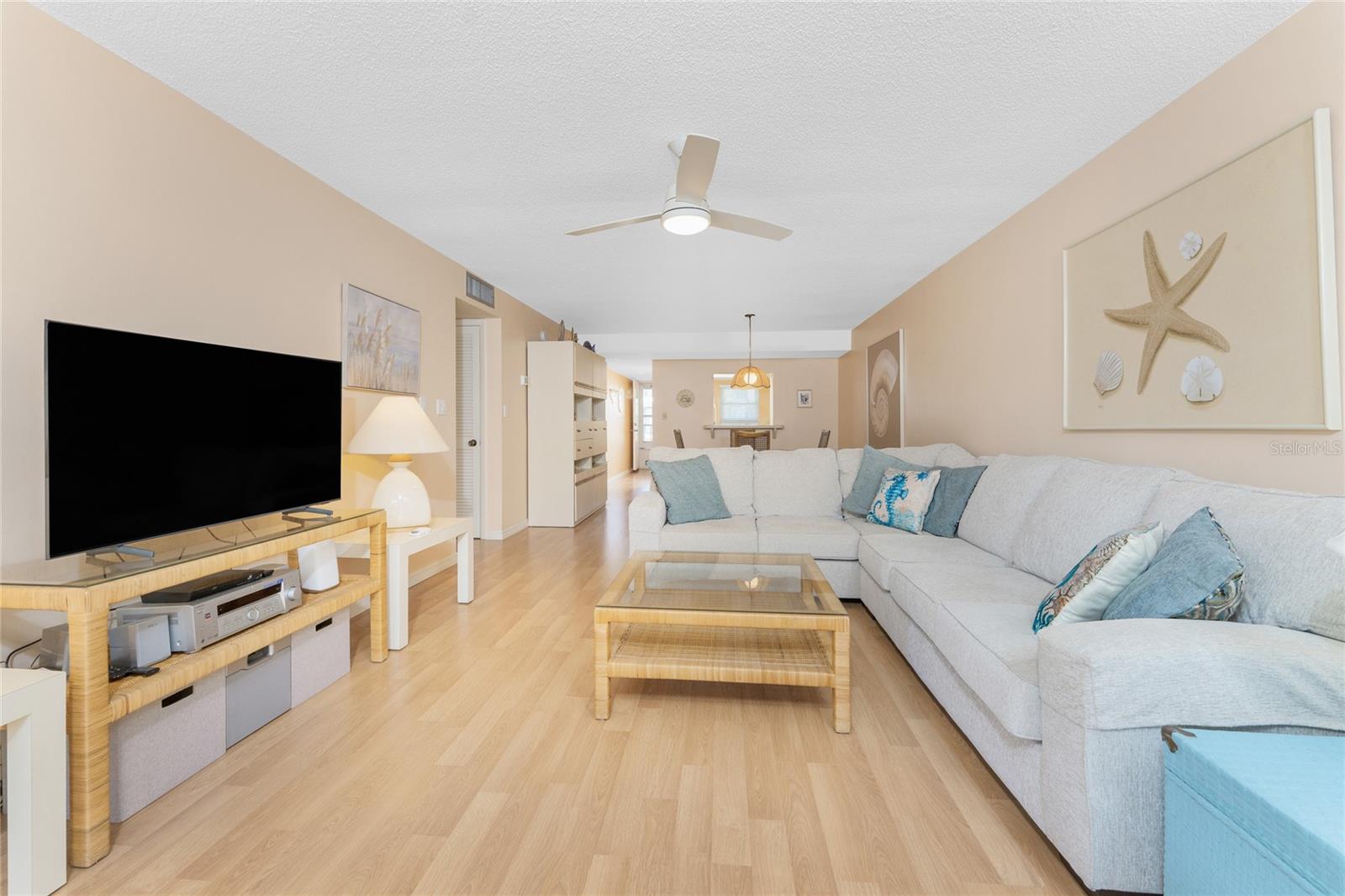 PELICAN LANDING BLDG E - Residential