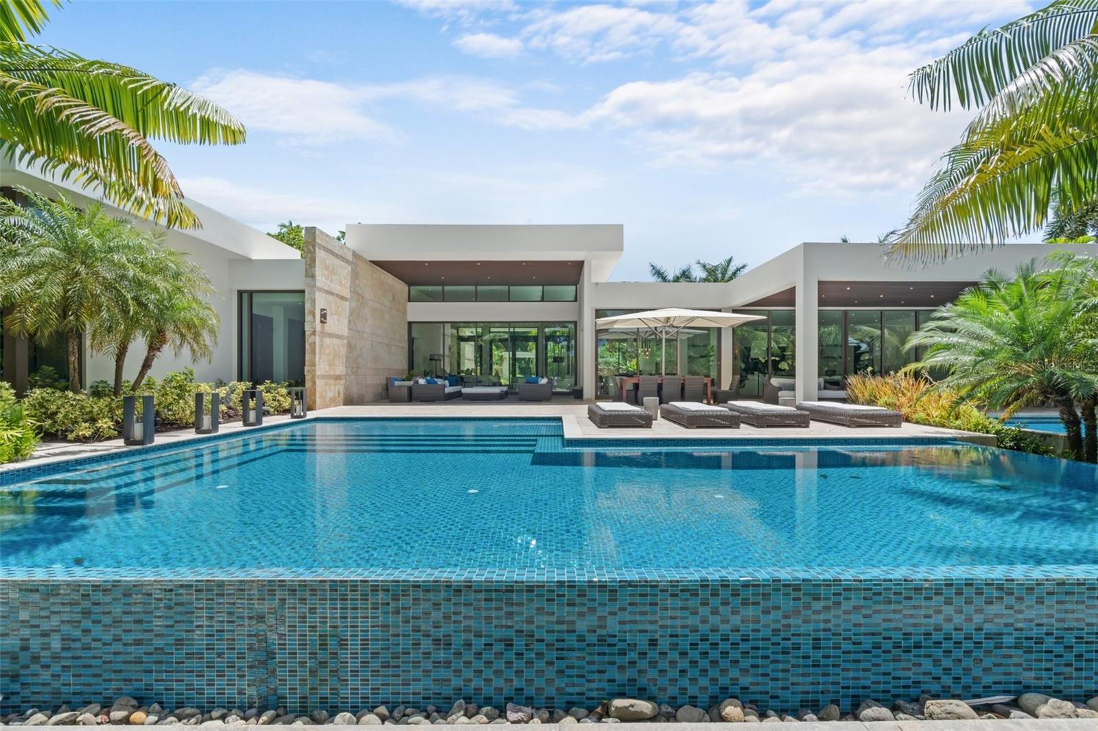 EAST BEACH - Residential