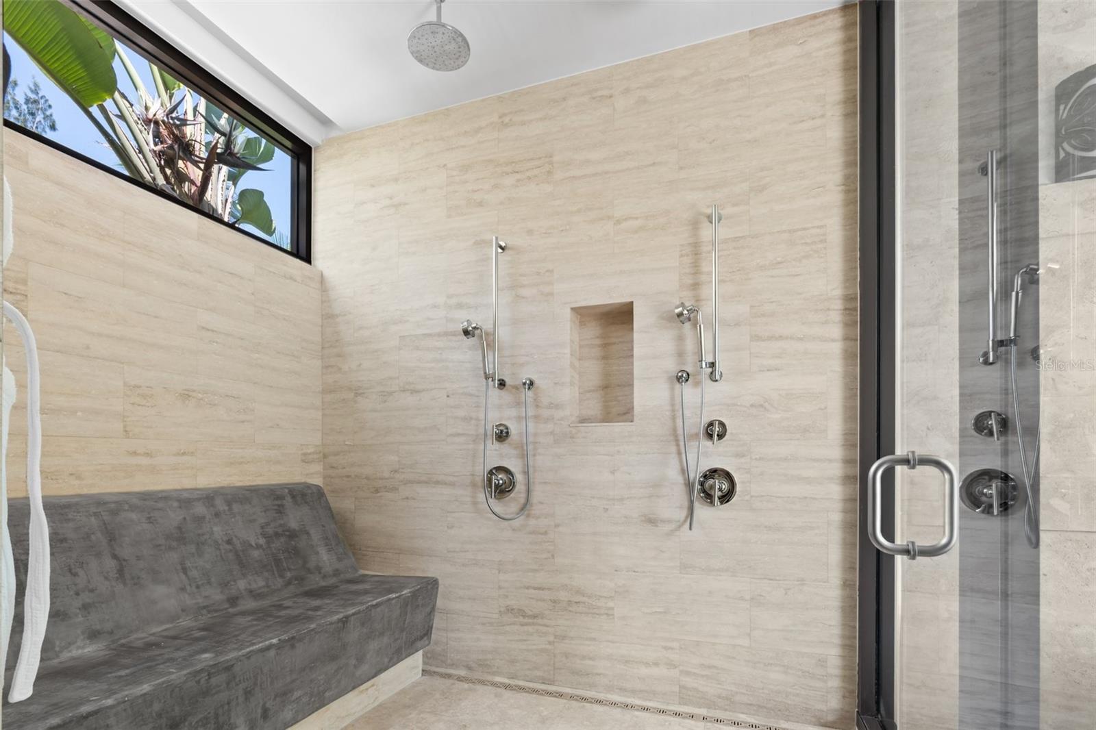 EAST BEACH - Residential