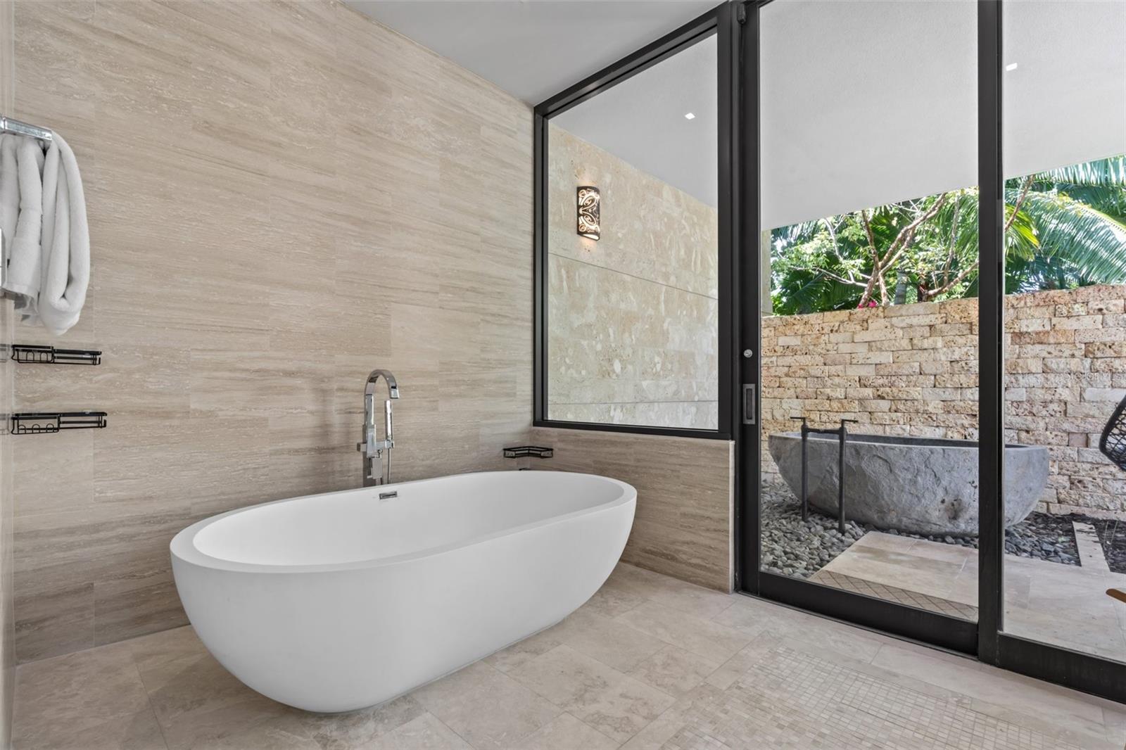 EAST BEACH - Residential