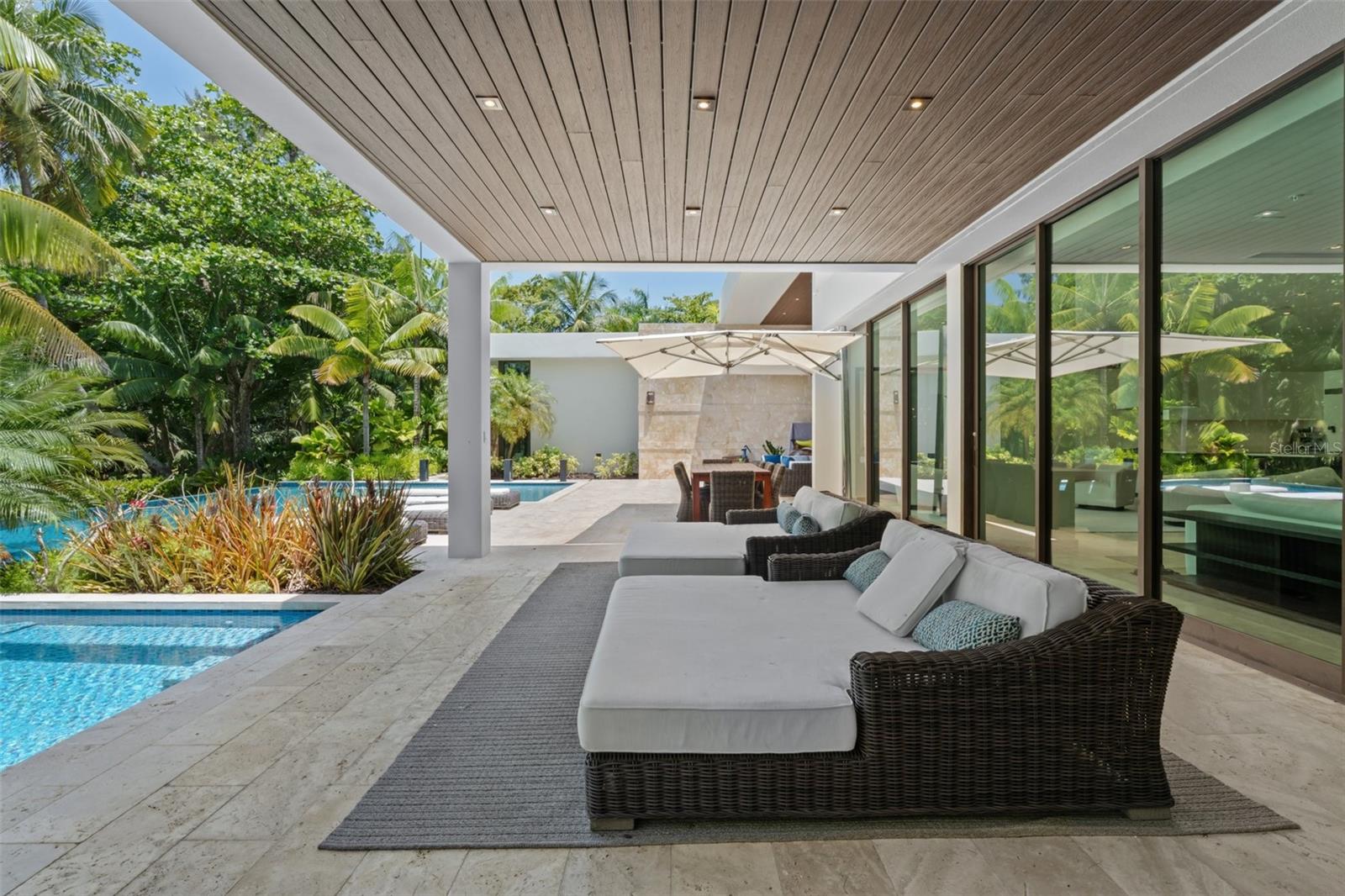 EAST BEACH - Residential