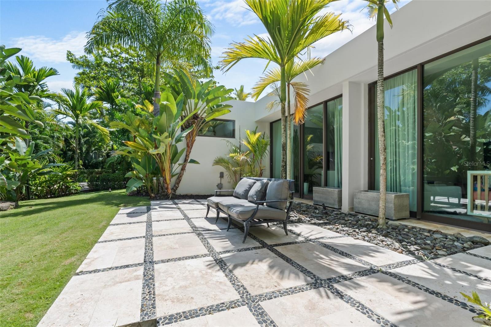 EAST BEACH - Residential