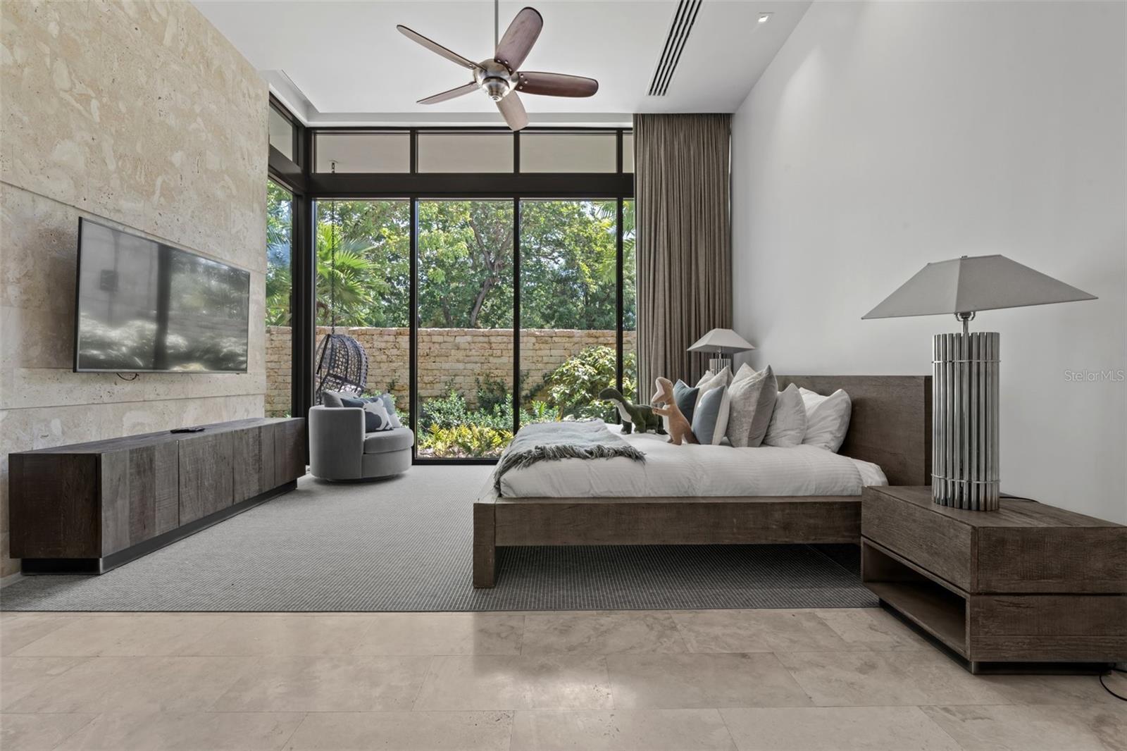 EAST BEACH - Residential