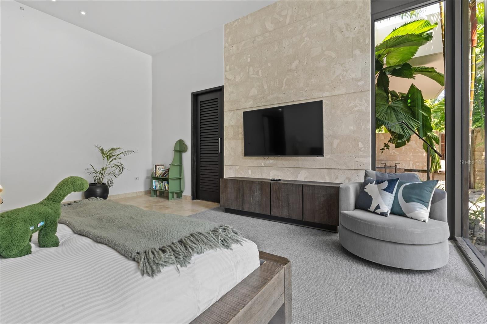 EAST BEACH - Residential