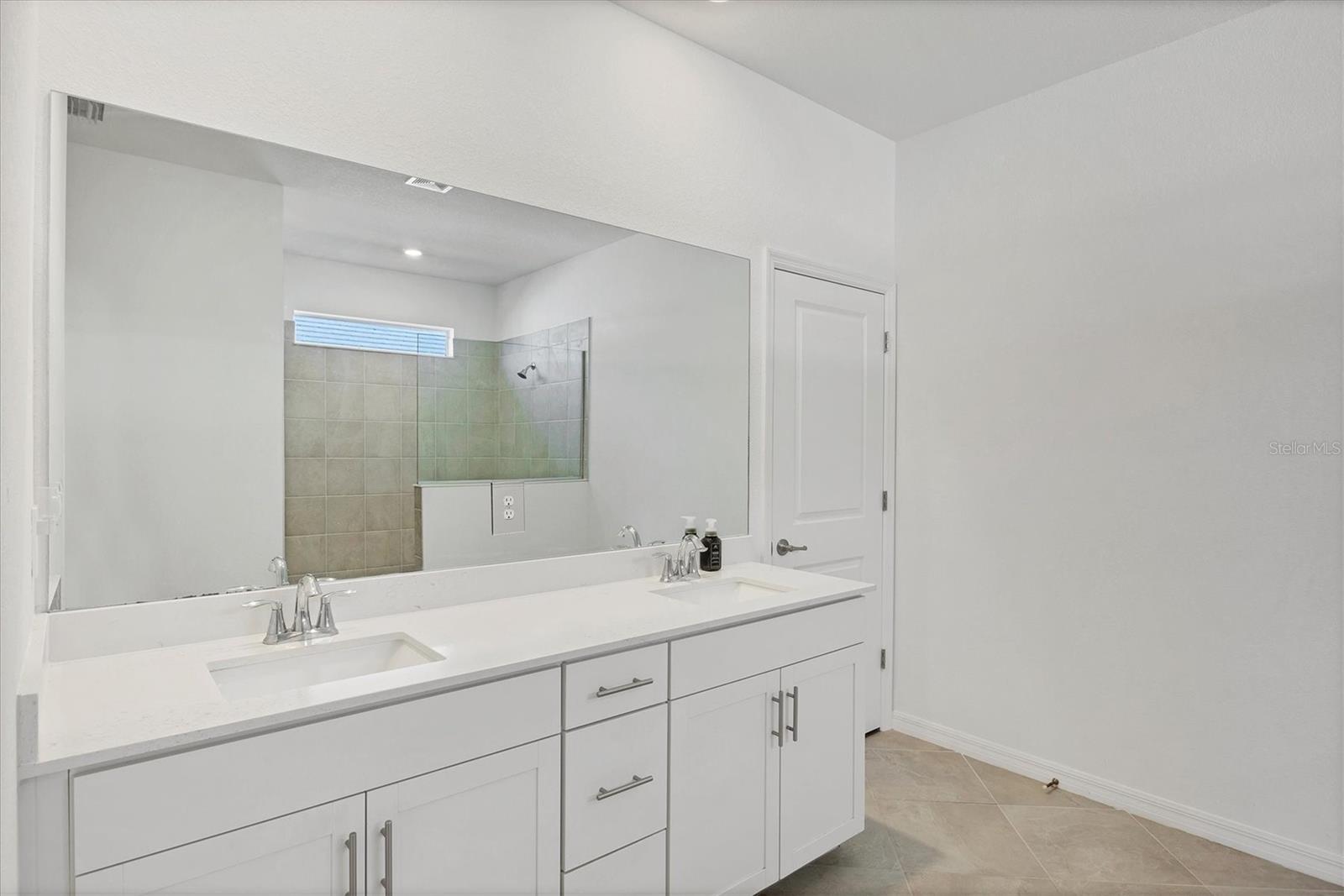 ANTIGUA/WELLEN PARK - Residential Lease