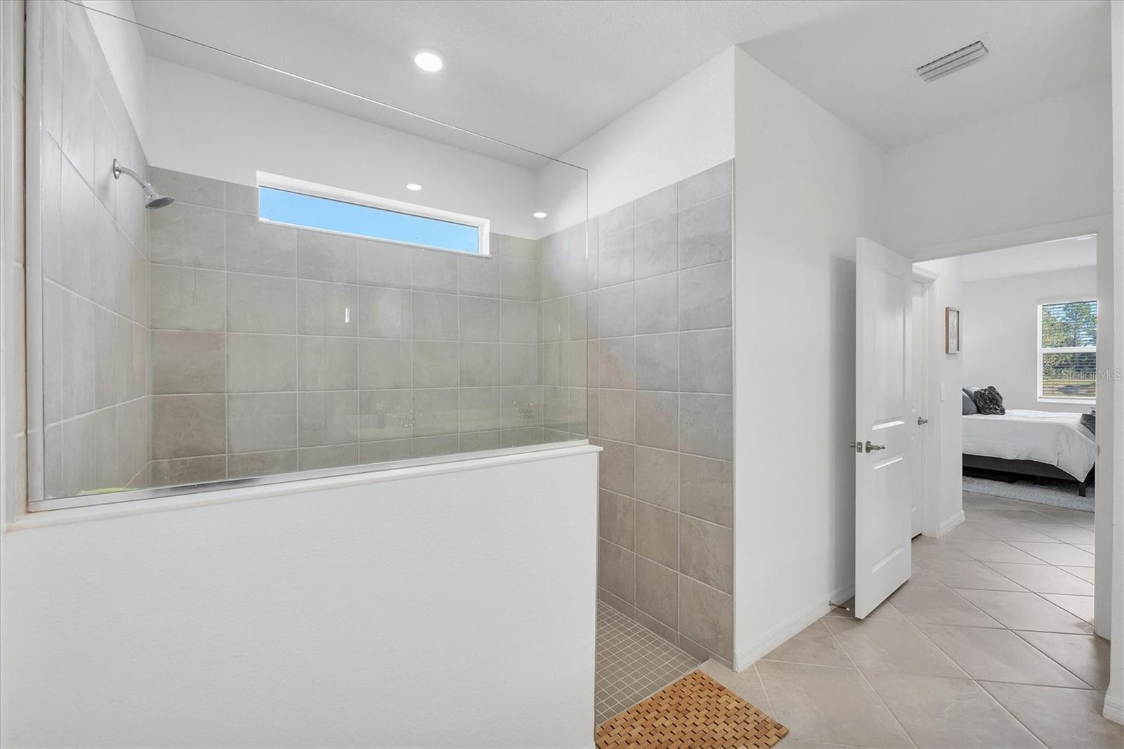 ANTIGUA/WELLEN PARK - Residential Lease