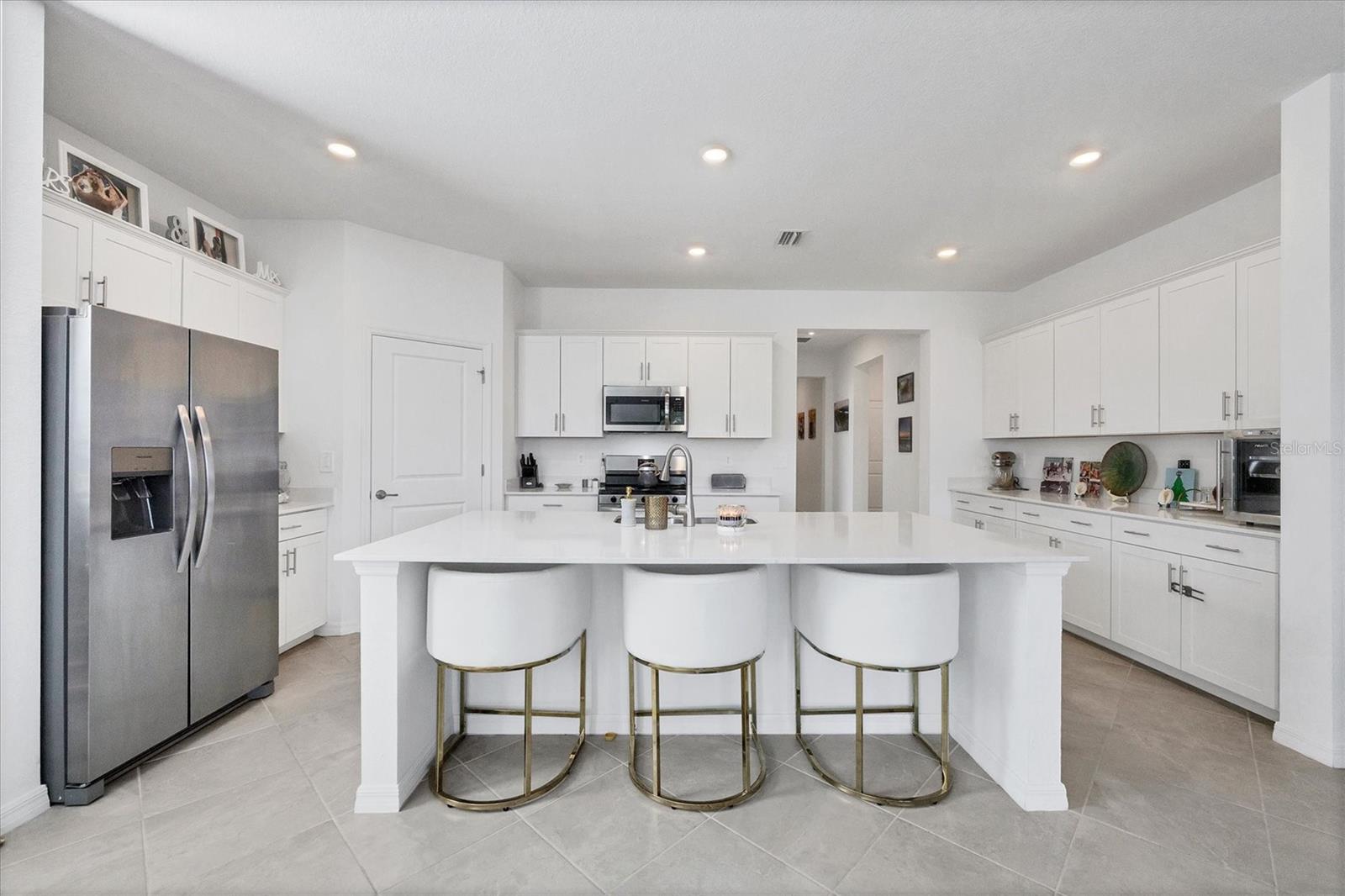 ANTIGUA/WELLEN PARK - Residential Lease