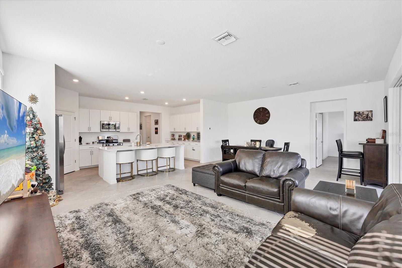 ANTIGUA/WELLEN PARK - Residential Lease