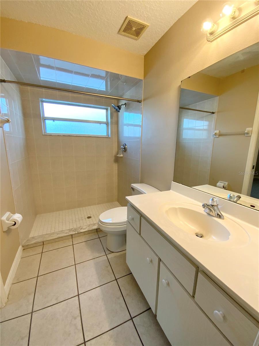 LEHIGH WOODS - Residential Lease