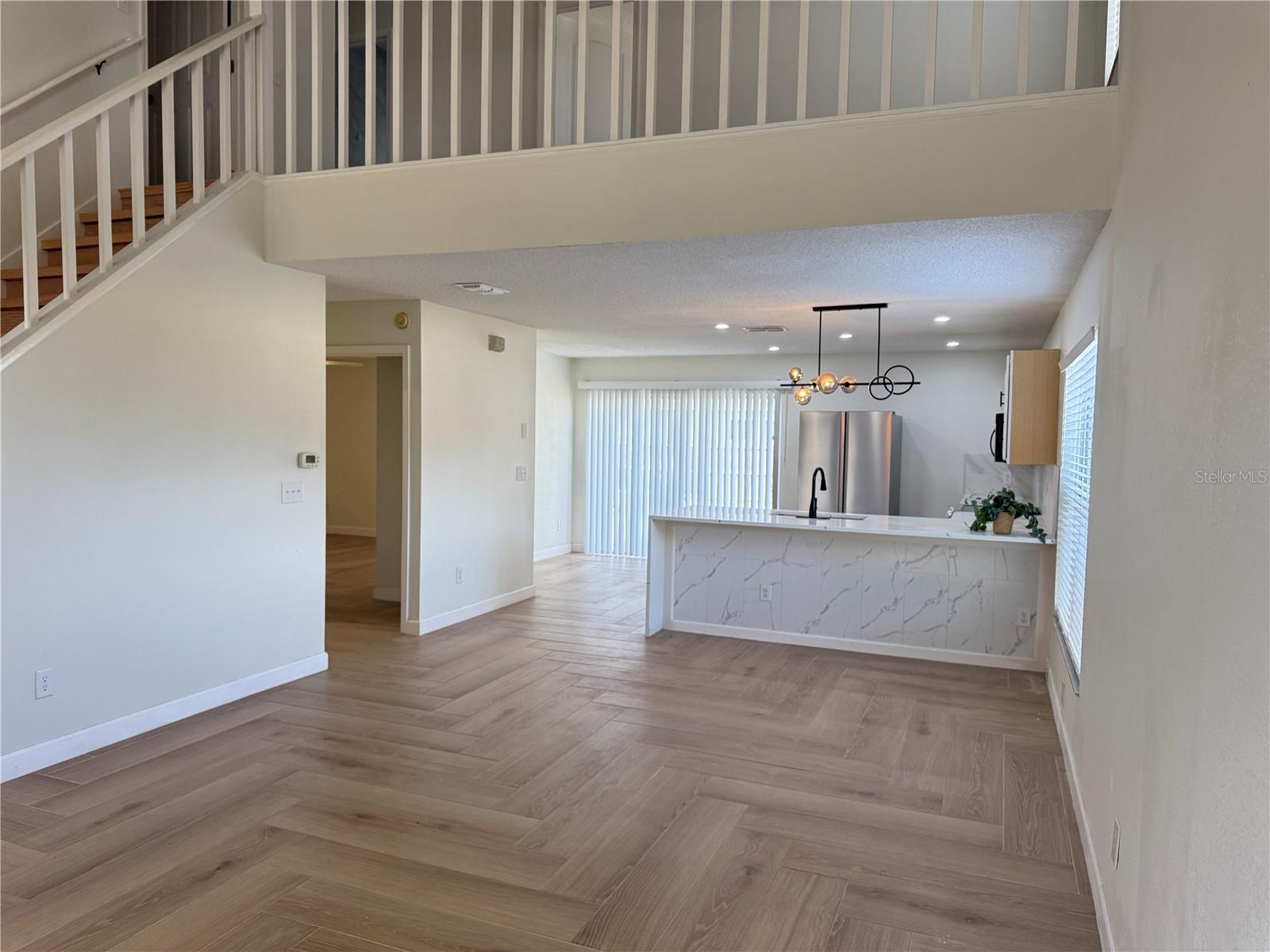 SUNCREST VILLAS PH 02 - Residential Lease