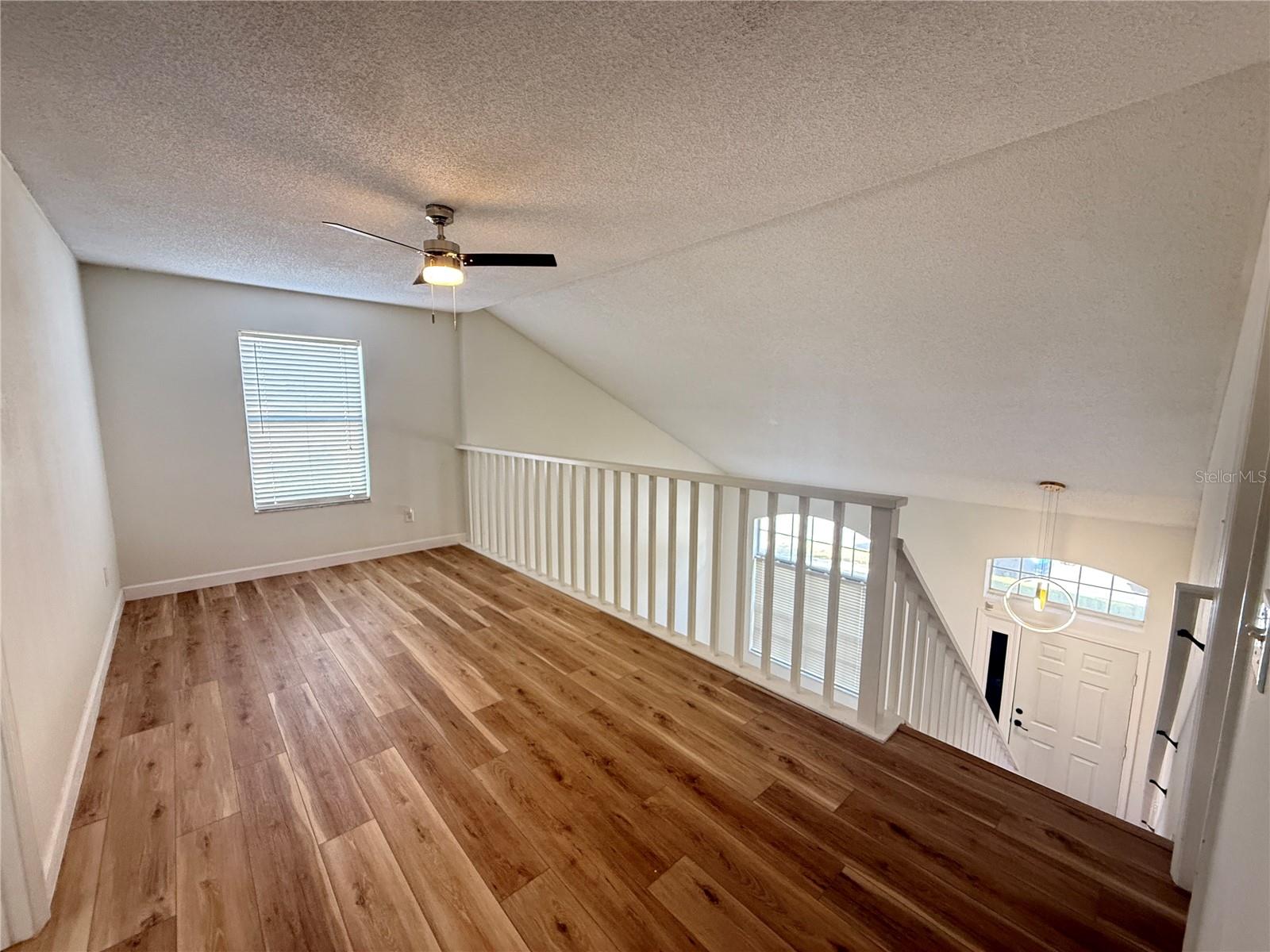 SUNCREST VILLAS PH 02 - Residential Lease