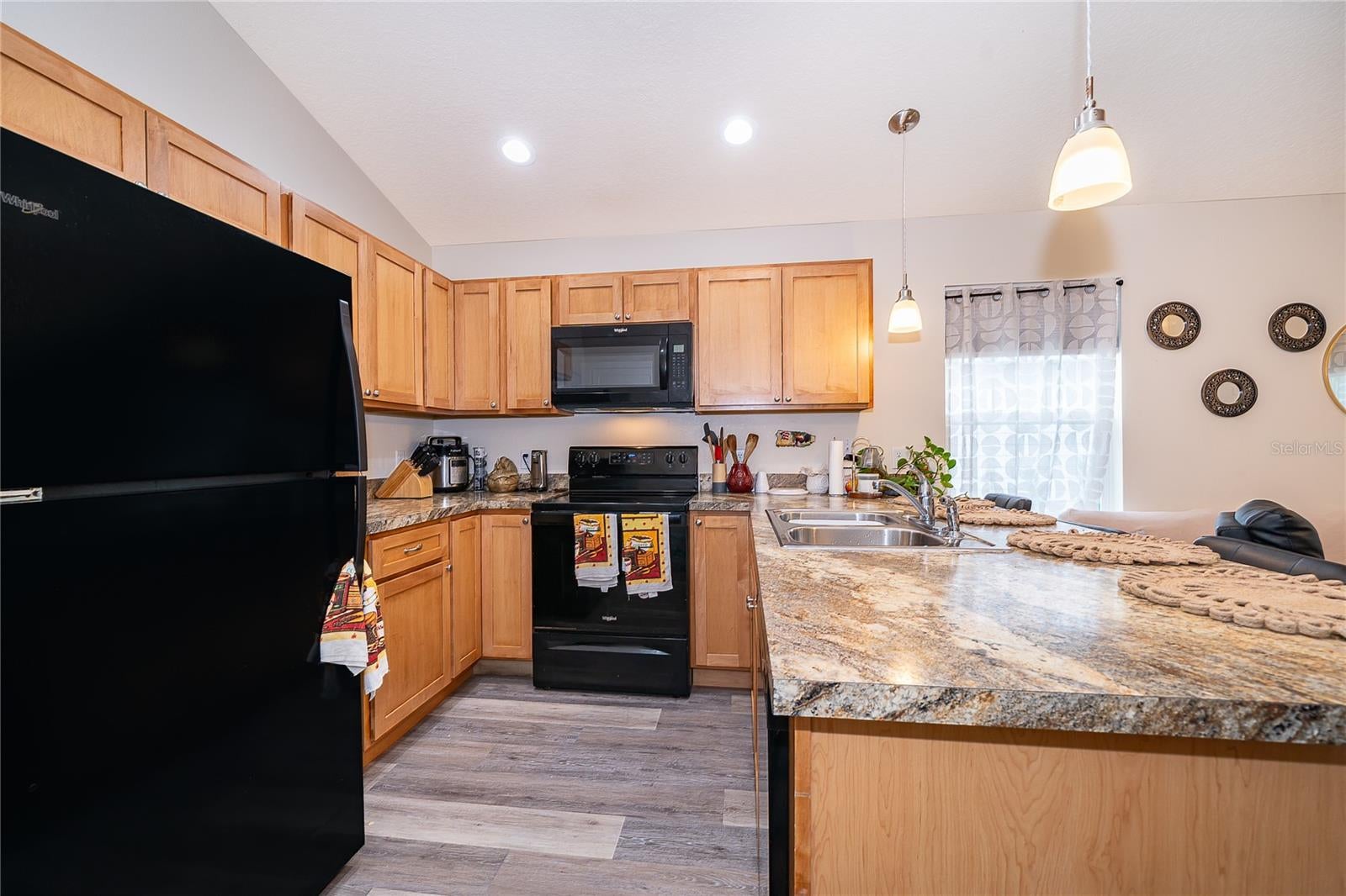 1360 COTTAGE CIRCLE