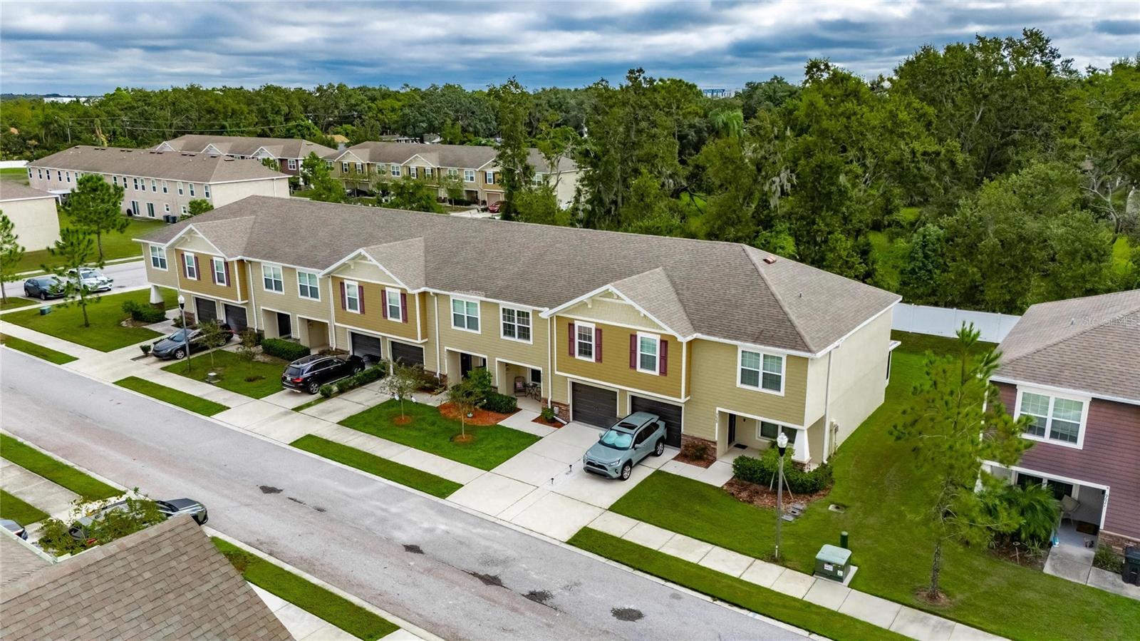 LANDINGS AT ALAFIA - Residential