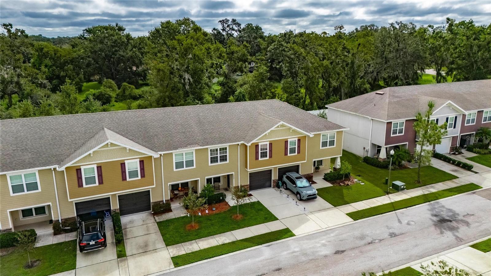 LANDINGS AT ALAFIA - Residential