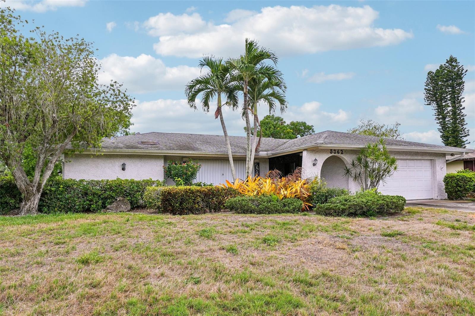 5362 SHALLEY CIRCLE W