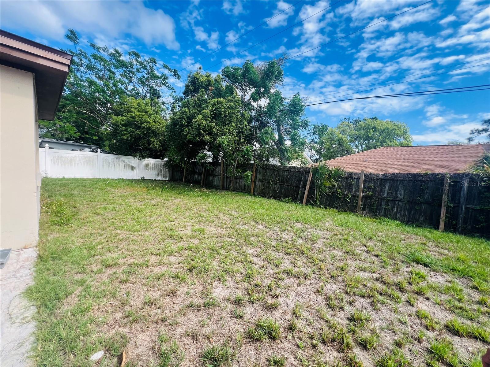 HILLANDALE - Residential